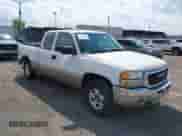 2003 GMC Sierra 1500 SLE с VIN 2GTEK19TX31166361, выставлен на аукционе IAAI как лот 42567055 с пробегом 150 985 миль миль и . История ставок и продаж доступна на DreamBid. Изображение 1.