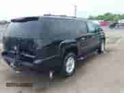 2008 Chevrolet Suburban 2LT с VIN 3GNFK16398G112127, выставлен на аукционе IAAI как лот 42589795 с пробегом 221 764 миль миль и . История ставок и продаж доступна на DreamBid. Изображение 4.