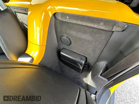 2004 Chevrolet SSR LS с VIN 1GCES14P24B106425, выставлен на аукционе Copart как лот 59043765 с пробегом 87 661 миль миль и Чистый • Clean title. История ставок и продаж доступна на DreamBid. Изображение 6.