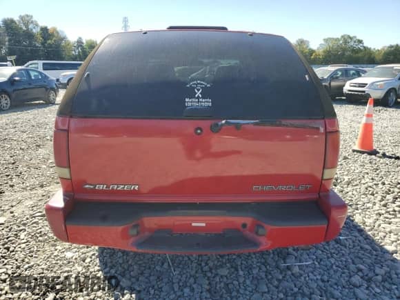 2000 Chevrolet Blazer LS с VIN 1GNCS18W9YK241469, выставлен на аукционе Copart как лот 75532144 с пробегом 216 870 миль миль и Списание • Salvage title. История ставок и продаж доступна на DreamBid. Изображение 6.