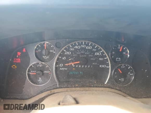 2012 Chevrolet Express Cargo с VIN 1GCSGAFX4C1117139, выставлен на аукционе Copart как лот 55267815 с пробегом 267 783 миль миль и Списание • Salvage title. История ставок и продаж доступна на DreamBid. Изображение 9.