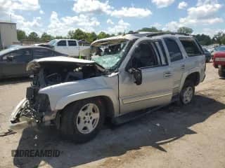 2004 Chevrolet Tahoe LT с VIN 1GNEC13Z44J297679, выставлен на аукционе Copart как лот 65569135 с пробегом Не указан миль и Списание • Salvage title. История ставок и продаж доступна на DreamBid. Изображение 1.