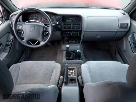 1996 Honda Passport с VIN 4S6CM58V3T4400052, выставлен на аукционе Copart как лот 41616755 с пробегом 134 910 миль миль и Списание • Salvage title. История ставок и продаж доступна на DreamBid. Изображение 8.