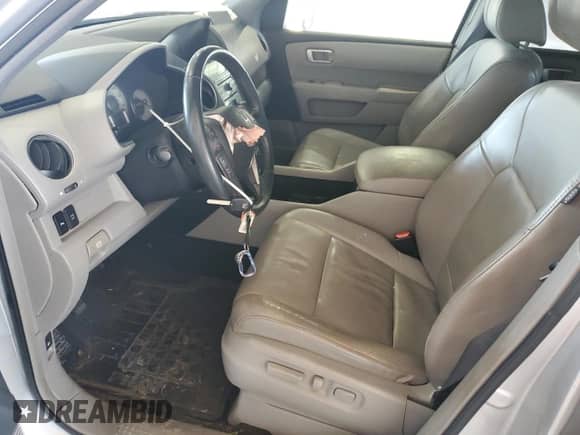 2009 Honda Pilot Touring с VIN 5FNYF48929B002908, выставлен на аукционе Copart как лот 81255035 с пробегом Не указан миль и Списание • Salvage title. История ставок и продаж доступна на DreamBid. Изображение 7.