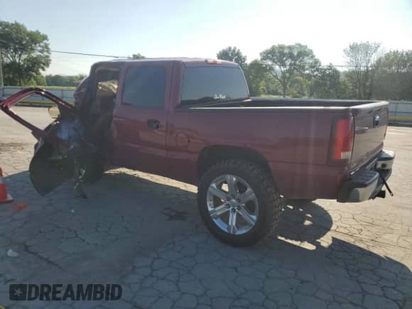 2006 Chevrolet Silverado 1500 LS с VIN 2GCEC13V261238472, выставлен на аукционе Copart как лот 62302145 с пробегом Не указан миль и Списание • Salvage title. История ставок и продаж доступна на DreamBid. Изображение 2.