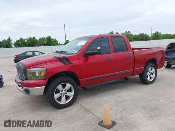 2006 Dodge 1500 SLT with VIN 1D7HA18N26J139643, listed as a IAAI auction lot 42732700 with 175,430 mi miles and . Bid and sale history available at DreamBid. Image 2.