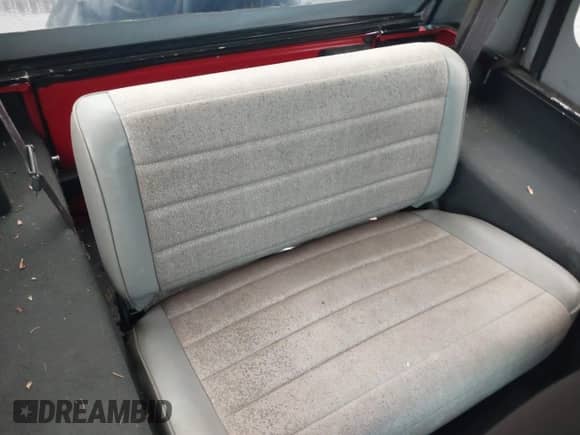 1995 Jeep Wrangler S with VIN 1J4FY19P7SP253460, listed as a IAAI auction lot 43439237 with 149,153 mi miles and . Bid and sale history available at DreamBid. Image 8.