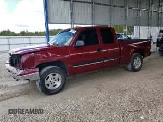 2005 Chevrolet Silverado 1500 Z71 z VIN 1GCEK19B05Z329018, wystawiony jako Copart lot #81648275 z przebiegiem 106 385 mil mil oraz Szkoda całkowita • Salvage title. Historia ofert i sprzedaży dostępna na DreamBid. Obrazek 1.