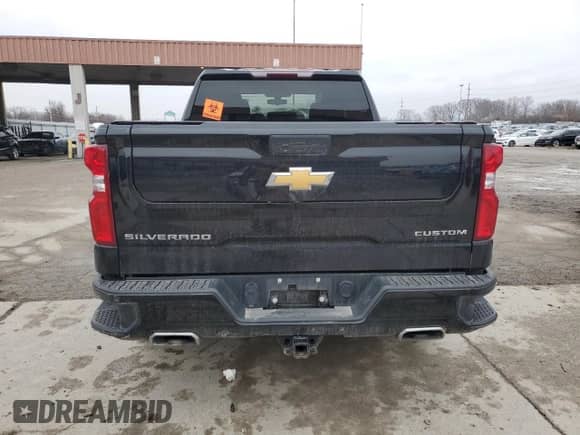 2021 Chevrolet Silverado 1500 Custom with VIN 1GCRYBEFXMZ392107, listed as a Copart auction lot 86271974 with 31,613 mi miles and Salvage title. Bid and sale history available at DreamBid. Image 6.
