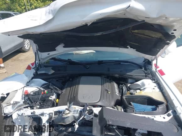 2013 Dodge Challenger R/T Plus z VIN 2C3CDYBT8DH535302, wystawiony jako IAAI lot #43237566 z przebiegiem 91 939 mil mil oraz . Historia ofert i sprzedaży dostępna na DreamBid. Obrazek 10.