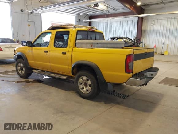 2000 Nissan Frontier XE с VIN 1N6ED27YXYC403136, выставлен на аукционе IAAI как лот 43292094 с пробегом 179 099 миль миль и . История ставок и продаж доступна на DreamBid. Изображение 3.