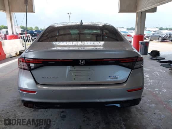 2023 Honda Accord Touring с VIN 1HGCY2F87PA039060, выставлен на аукционе IAAI как лот 42382912 с пробегом 36 007 миль миль и . История ставок и продаж доступна на DreamBid. Изображение 17.