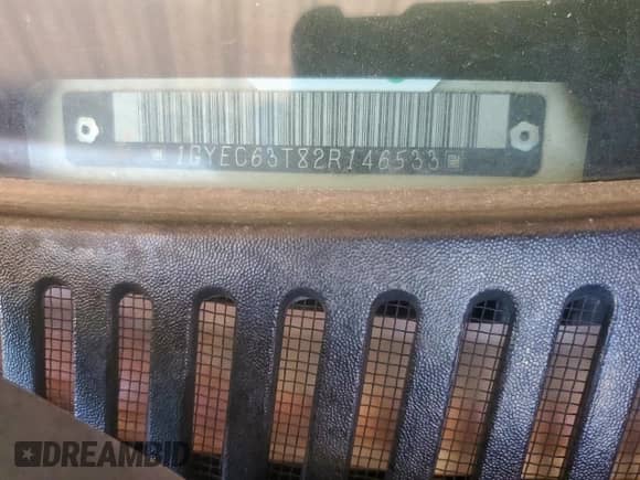 2002 Cadillac Escalade с VIN 1GYEC63T82R146533, выставлен на аукционе Copart как лот 60111775 с пробегом 263 575 миль миль и Списание • Salvage title. История ставок и продаж доступна на DreamBid. Изображение 13.