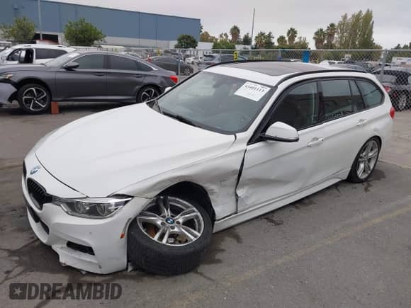 2016 BMW 3 Series 328i xDrive с VIN WBA8G5C51GK442736, выставлен на аукционе IAAI как лот 43401113 с пробегом 125 033 миль миль и . История ставок и продаж доступна на DreamBid. Изображение 2.
