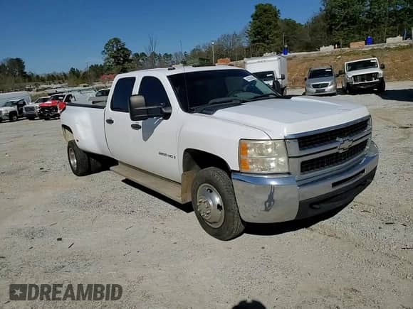 2007 Chevrolet Silverado 3500HD DRW Work Truck с VIN 1GCJC33K57F536458, выставлен на аукционе Copart как лот 46265465 с пробегом 211 752 миль миль и Списание • Salvage title. История ставок и продаж доступна на DreamBid. Изображение 11.