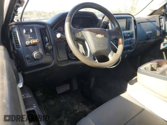 2018 Chevrolet Silverado 2500HD Work Truck z VIN 1GC0CUEG5JZ286140, wystawiony jako Copart lot #82056445 z przebiegiem 222 860 mil mil oraz Szkoda całkowita • Salvage title. Historia ofert i sprzedaży dostępna na DreamBid. Obrazek 8.