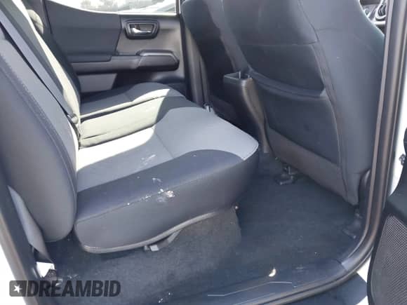 2021 Toyota Tacoma SR5 with VIN 5TFAZ5CN3MX111802, listed as a IAAI auction lot 41825288 with 45,166 mi miles and . Bid and sale history available at DreamBid. Image 8.