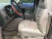 2004 Chevrolet Express Passenger with VIN 1GBFG15T441213195, listed as a Copart auction lot 54150365 with 141,782 mi miles and Clean title. Bid and sale history available at DreamBid. Image 7.