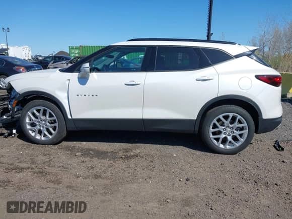 2023 Chevrolet Blazer LT с VIN 3GNKBJRS4PS155285, выставлен на аукционе IAAI как лот 42041779 с пробегом 31 043 миль миль и . История ставок и продаж доступна на DreamBid. Изображение 14.