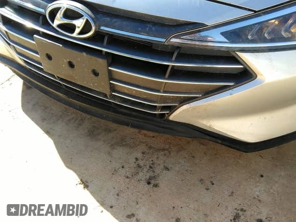 2020 Hyundai Elantra SE z VIN 5NPD74LF0LH499586, wystawiony jako IAAI lot #43532992 z przebiegiem 115 873 mil mil oraz . Historia ofert i sprzedaży dostępna na DreamBid. Obrazek 6.