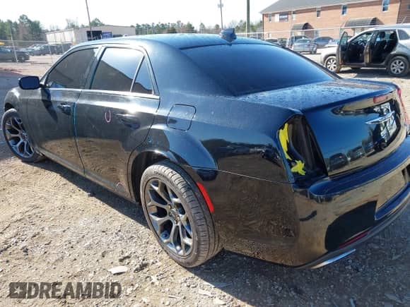 2015 Chrysler 300 S с VIN 2C3CCABG0FH853608, выставлен на аукционе IAAI как лот 41523060 с пробегом 91 153 миль миль и . История ставок и продаж доступна на DreamBid. Изображение 3.