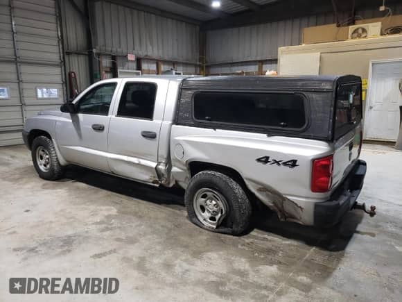 2006 Dodge Dakota ST с VIN 1D7HW28N46S634573, выставлен на аукционе Copart как лот 43834355 с пробегом 158 343 миль миль и Списание • Salvage title. История ставок и продаж доступна на DreamBid. Изображение 2.