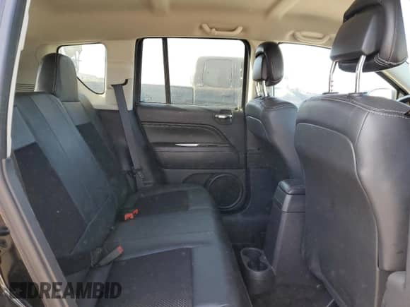 2014 Jeep Compass Latitude с VIN 1C4NJDEB7ED632935, выставлен на аукционе Copart как лот 68498975 с пробегом 70 222 миль миль и Списание • Salvage title. История ставок и продаж доступна на DreamBid. Изображение 11.
