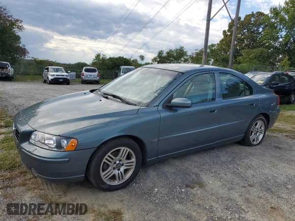 2005 Volvo S60 с VIN YV1RS592852437513, выставлен на аукционе Copart как лот 80942395 с пробегом 109 026 миль миль и Чистый • Clean title. История ставок и продаж доступна на DreamBid. Изображение 2.