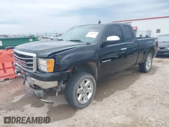 2013 GMC Sierra 1500 SLE z VIN 1GTR2VE71DZ199937, wystawiony jako IAAI lot #43426027 z przebiegiem 112 140 mil mil oraz . Historia ofert i sprzedaży dostępna na DreamBid. Obrazek 17.