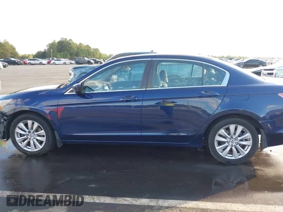 2012 Honda Accord EX с VIN 1HGCP2F76CA060101, выставлен на аукционе IAAI как лот 43415916 с пробегом 228 580 миль миль и . История ставок и продаж доступна на DreamBid. Изображение 14.