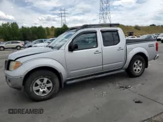 2008 Nissan Frontier SE z VIN 1N6AD07W08C432226, wystawiony jako Copart lot #65962745 z przebiegiem 277 249 mil mil oraz Czysty tytuł • Clean title. Historia ofert i sprzedaży dostępna na DreamBid. Obrazek 1.