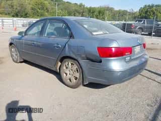 2010 Hyundai Sonata GLS z VIN 5NPET4AC2AH643855, wystawiony jako IAAI lot #43333652 z przebiegiem 180 715 mil mil oraz . Historia ofert i sprzedaży dostępna na DreamBid. Obrazek 3.