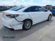 2019 Hyundai Sonata SE с VIN 5NPE24AF6KH767688, выставлен на аукционе IAAI как лот 42538219 с пробегом 83 431 миль миль и . История ставок и продаж доступна на DreamBid. Изображение 4.