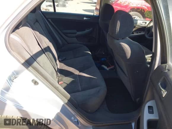 2004 Honda Accord EX with VIN 1HGCM56714A113184, listed as a IAAI auction lot 43236333 with 137,192 mi miles and . Bid and sale history available at DreamBid. Image 8.