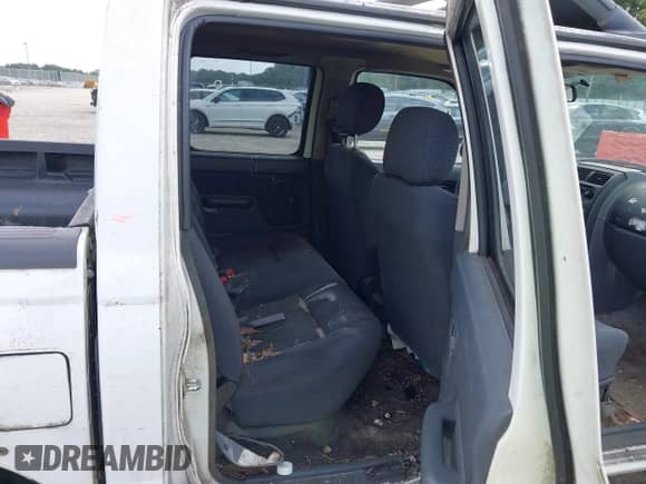 2004 Nissan Frontier XE with VIN 1N6ED27T74C425271, listed as a IAAI auction lot 43139459 with 315,731 mi miles and . Bid and sale history available at DreamBid. Image 8.