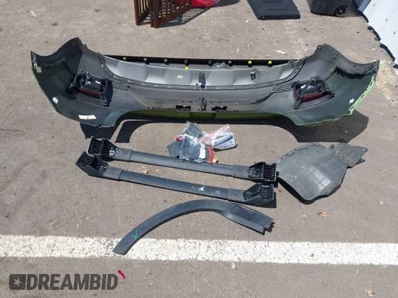 2022 Hyundai Venue Limited с VIN KMHRC8A3XNU142678, выставлен на аукционе IAAI как лот 42713484 с пробегом 55 020 миль миль и . История ставок и продаж доступна на DreamBid. Изображение 19.