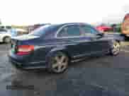2010 Mercedes-Benz C 300 Sport z VIN WDDGF5EB7AR098225, wystawiony jako Copart lot #84482665 z przebiegiem 169 710 mil mil oraz Szkoda całkowita • Salvage title. Historia ofert i sprzedaży dostępna na DreamBid. Obrazek 3.