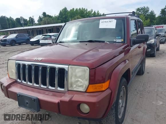 2007 Jeep Commander Sport with VIN 1J8HH48K07C625556, listed as a IAAI auction lot 42361307 with 168,630 mi miles and . Bid and sale history available at DreamBid. Image 6.