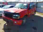 2002 Chevrolet TrailBlazer LS с VIN 1GNDT13S022270744, выставлен на аукционе IAAI как лот 41633796 с пробегом 133 076 миль миль и . История ставок и продаж доступна на DreamBid. Изображение 2.