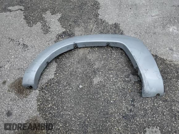 2011 Toyota Tacoma with VIN 3TMLU4EN1BM064092, listed as a Copart auction lot 86248815 with 127,908 mi miles and Salvage title. Bid and sale history available at DreamBid. Image 12.