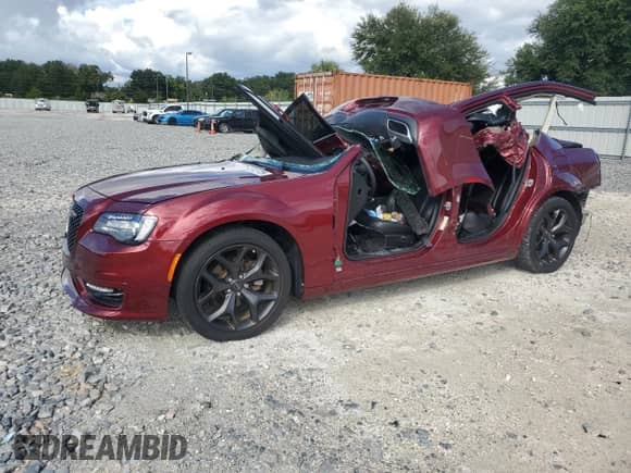 2023 Chrysler 300 Touring L with VIN 2C3CCADG1PH552232, listed as a Copart auction lot 84742735 with Not provided miles and Non repairable. Bid and sale history available at DreamBid. Image 1.