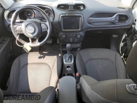 2018 Jeep Renegade Latitude with VIN ZACCJABBXJPH69227, listed as a Copart auction lot 68416925 with 95,962 mi miles and Salvage title. Bid and sale history available at DreamBid. Image 8.