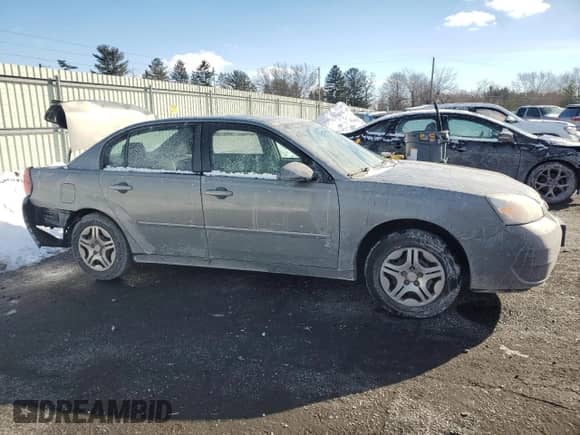 2008 Chevrolet Malibu Classic LS 1FL с VIN 1G1ZS58F48F102412, выставлен на аукционе Copart как лот 89338385 с пробегом 78 013 миль миль и Списание • Salvage title. История ставок и продаж доступна на DreamBid. Изображение 4.