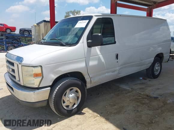 2010 Ford Econoline Cargo Commercial z VIN 1FTNE2EW3ADA33729, wystawiony jako IAAI lot #43037219 z przebiegiem 273 269 mil mil oraz . Historia ofert i sprzedaży dostępna na DreamBid. Obrazek 2.