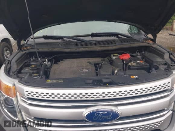 2012 Ford Explorer XLT z VIN 1FMHK7D83CGA86286, wystawiony jako IAAI lot #43033432 z przebiegiem 141 099 mil mil oraz . Historia ofert i sprzedaży dostępna na DreamBid. Obrazek 10.