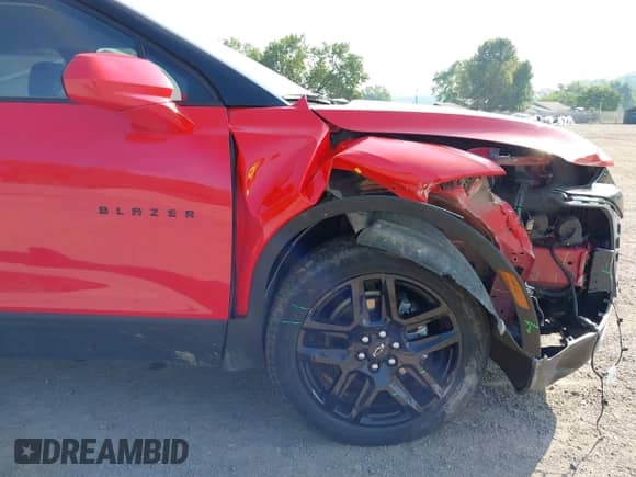 2022 Chevrolet Blazer LT with VIN 3GNKBHR48NS123334, listed as a IAAI auction lot 42666158 with 57,732 mi miles and . Bid and sale history available at DreamBid. Image 17.