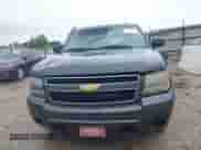 2010 Chevrolet Suburban LS с VIN 1GNUCHE07AR213838, выставлен на аукционе IAAI как лот 42523274 с пробегом 251 109 миль миль и . История ставок и продаж доступна на DreamBid. Изображение 12.