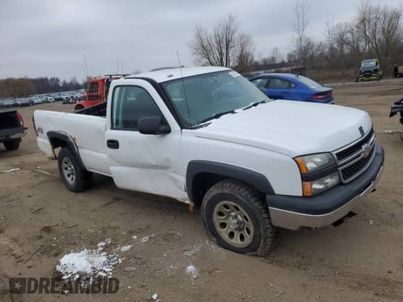 2007 Chevrolet Silverado 1500 Work Truck с VIN 3GCEK14V37G252214, выставлен на аукционе Copart как лот 83228384 с пробегом 162 647 миль миль и Списание • Salvage title. История ставок и продаж доступна на DreamBid. Изображение 4.