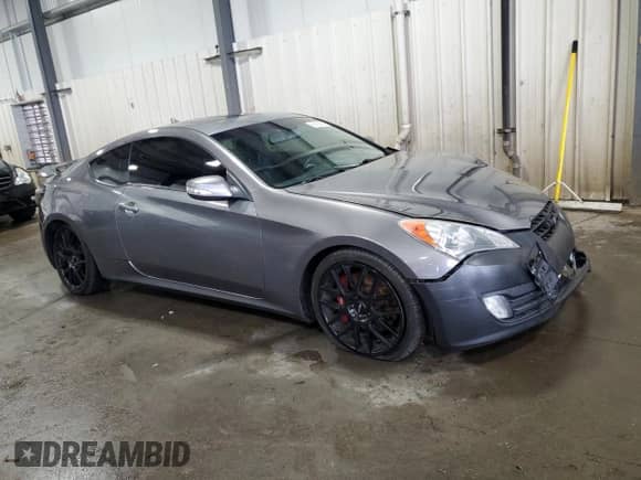 2010 Hyundai Genesis Coupe z VIN KMHHU6KH9AU035493, wystawiony jako Copart lot #69453065 z przebiegiem 168 265 mil mil oraz Szkoda całkowita • Salvage title. Historia ofert i sprzedaży dostępna na DreamBid. Obrazek 4.