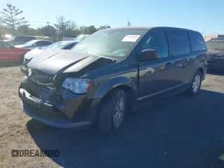 2019 Dodge Grand Caravan SE with VIN 2C4RDGBGXKR770407, listed as a IAAI auction lot 43284705 with 84,321 mi miles and . Bid and sale history available at DreamBid. Image 2.
